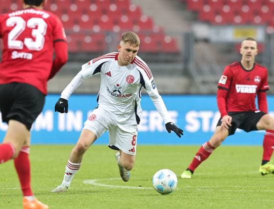 01 12 2024 Soccer Season 2024 2025 2 Soccer Bundesliga 14 Matchday 1 FC Nürnberg FCN Club Fortuna Düsseldorf 1895 F95 Sportfoto Zink DaMa xdaxmax DFL regulations prohibit any use of photographs as image sequences and or quasi video only for editorial use Isak Bergmann Johannesson 8, Fortuna Düsseldorf F95
