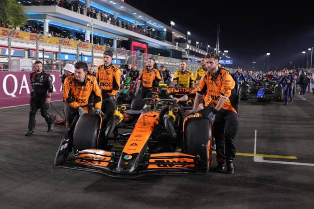 Formula 1 Qatar Airways Qatar Grand Prix 2024 01 12 2024, Losail International Circuit, Doha, Formula 1 Qatar Airways Qatar Grand Prix 2024 ,in the picture Lando Norris GBR , McLaren F1 Team nordphotoxGmbHx xBratic nph00250