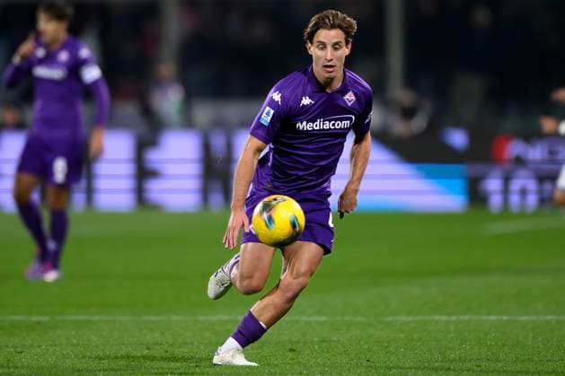 Edoardo Bove of ACF Fiorentina in action during the Serie A football match between ACF Fiorentina and FC Internazionale at Artemio Franchi stadium in Firenze (Italy), December 1, 2024. andreaxstaccioli