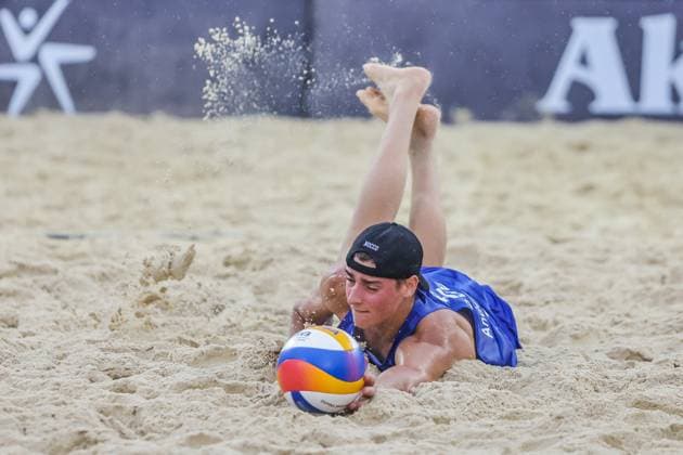 (241202) -- LAGUNA PROVINCE, Dec. 2, 2024 -- Elmer Andersson of Sweden makes a save during the Men s final between Jacob Holting Nilsson Elmer Andersson of Sweden and Paul Henning Tamo Wust of Germany at the 2024 Volleyball World Beach Pro Tour Challenge in Laguna Province, the Philippines on Dec. 1, 2024. ) (SP)PHILIPPINES-LAGUNA PROVINCE-VOLLEYBALL WORLD BEACH PRO TOUR CHALLENGE ROUELLExUMALI 