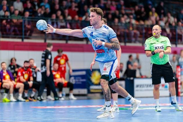 Nils Holger Kretschmer TV Grosswallstadt, 04 on seven-meter 7-meter throw GER, TuS N Luebbecke vs TV Grosswallstadt, Handball, 2 Bundesliga, Matchday 13, Season 2024 2025, 02 12 2024 GER, TuS N Luebbecke vs TV Grosswallstadt, Handball, 2 Bundesliga, Matchday 13, Season 2024 2025, 02 12 2024 Luebbecke Copyright: xEibner-Pressefoto JanxRollingerx EP_JSK