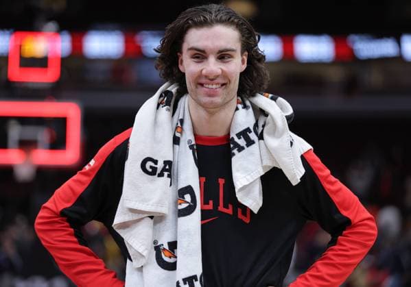 CHICAGO, IL - DECEMBER 02: Josh Giddey 3 of the Chicago Bulls after a game against the Brooklyn Nets on December 2, 2024 at the United Center in Chicago, Illinois. (Photo by Melissa Tamez Icon Sportswire) NBA, Basketball Herren, USA DEC 02 Nets at Bulls EDITORIAL USE ONLY Icon24120242