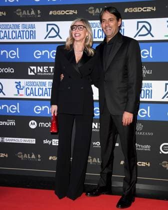 Milano, Red Carpet Galà del calcio AIC 2024 - Simone Inzachi con la moglie Gaia Lucariello  Copyright: xAlbertoxTerenghix xipa-agency.nex xVenezia2020x 0782902715st