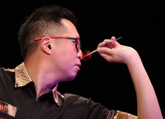 Sport Themen der Woche KW 49 Sport Bilder des Tages 2024 WDF World Championships Kai-Fan Leung during the 2024 WDF World Championships darts at Lakeside, Frimley Green, United Kingdom on 3 December 2024. Frimley Green Lakeside Surrey United Kingdom Editorial use only , Copyright: xChrisxSargeantx PSI-20905-0126