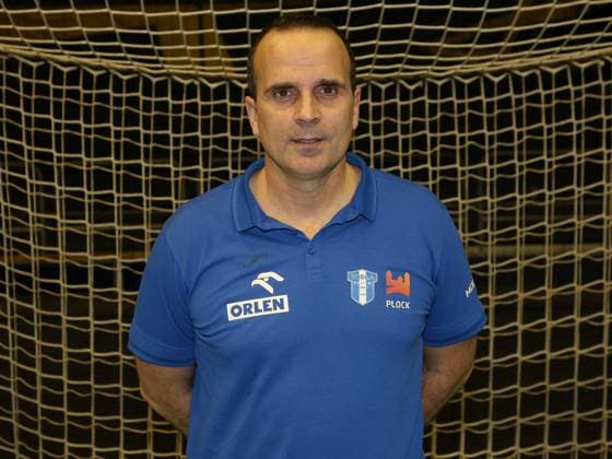 Head coach Xavier Sabate Caviedes Plock EHF Champions League Season 2022 23 SC Magdeburg Orlen Wisla Plock on 06 10 2022 in Magdeburg 1089909391 Cheftrainer Xavier Sabate Caviedes (Plock) EHF Champions League Saison 2022-23 SC Magdeburg - Orlen Wisla Plock am 06.10