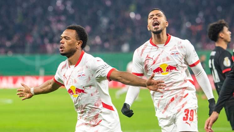 4 12 2024, Football, GER, Men, DFB Cup, Round of 16, RB Leipzig Eintracht Frankfurt Lois Openda RB Leipzig, left celebrates his goal for 2 0 Benjamin Henrichs RB Leipzig, right Leipzig Red Bull Arena Saxony Germany
