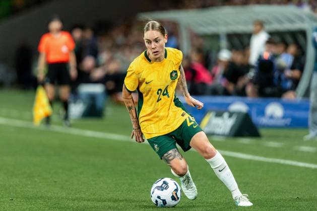 Football, VfL Wolfsburg signs Sharn Freier