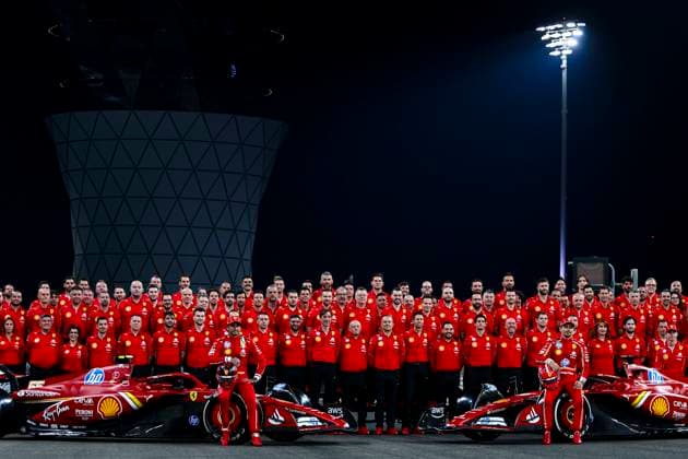 Charles Leclerc of Monaco and Ferrari, Carlos Sainz of Spain and Ferrari, Frederic Vasseur, Team Principal of Ferrari, and the rest of the Ferrari Team pose for the end of the season photo, Previews, F1 Grand Prix of Abu Dhabi, Yas Marina Circuit on 05 December 2024 in Abu Dhabi, United Arab Emirates Photo by Diogo Cardoso DeFodi Images Charles Leclerc of Monaco and Ferrari, Carlos Sainz of Spain and Ferrari, Frederic Vasseur, Team Principal of Ferrari, and the rest of the Ferrari Team pose for the end of the season photo, Previews, F1 Grand Prix of Abu Dhabi, Yas Marina Circuit on December 5, 2024 in Abu Dhabi, United Arab Emirates Photo by Diogo Cardoso DeFodi Images Defodi IQ9A6027 Defodi-645