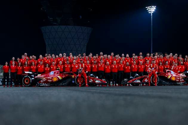 Charles Leclerc of Monaco and Ferrari, Carlos Sainz of Spain and Ferrari, Frederic Vasseur, Team Principal of Ferrari, and the rest of the Ferrari Team pose for the end of the season photo, Previews, F1 Grand Prix of Abu Dhabi, Yas Marina Circuit on 05 December 2024 in Abu Dhabi, United Arab Emirates Photo by Diogo Cardoso DeFodi Images Charles Leclerc of Monaco and Ferrari, Carlos Sainz of Spain and Ferrari, Frederic Vasseur, Team Principal of Ferrari, and the rest of the Ferrari Team pose for the end of the season photo, Previews, F1 Grand Prix of Abu Dhabi, Yas Marina Circuit on December 5, 2024 in Abu Dhabi, United Arab Emirates Photo by Diogo Cardoso DeFodi Images Defodi IQ9A6048 Defodi-645