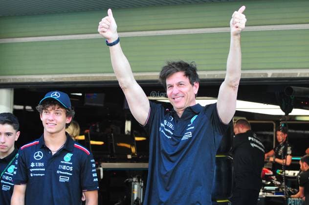 05 12 2024, Yas Marina Circuit, Abu Dhabi, Formula 1 Etihad Airways Abu Dhabi Grand Prix 2024 , in the picture Team Principal and Managing Director Toto Wolff Mercedes AMG Petronas F1 Team with his driver for 2025, Andrea Kimi Antonelli Photo by Hasan Bratic DeFodi Images Defodi 506 20241205 hbr 1602