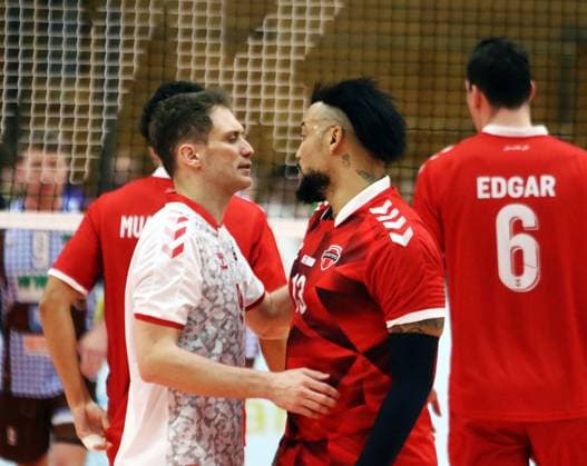 from left front Beytullah HATIPOGLU Ankara , Salvador HIDALGO OLIVA Ankara , He Volleyballl, CEV Challenge Cup, 2024 25, WWK Volleys Herrsching vs SK Ankara, 05 12 24, GCDW Arena, Herrsching Copyright: WolfgangxFehrmann