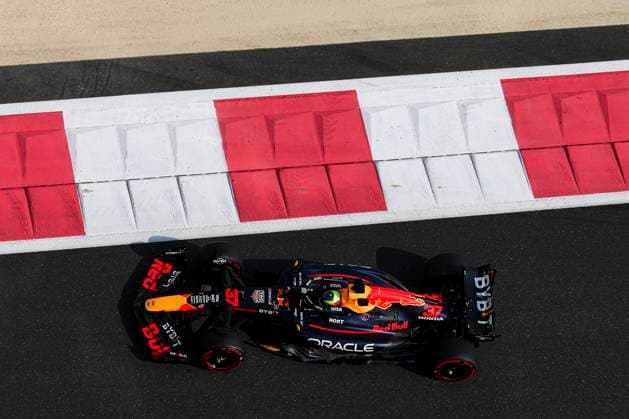 Isack Hadjar of France and Oracle Red Bull Racing in action, Practice, F1 Grand Prix of Abu Dhabi, Yas Marina Circuit on December 06, 2024 in Abu Dhabi, United Arab Emirates Photo by Diogo Cardoso DeFodi Images Isack Hadjar of France and Oracle Red Bull Racing in action on track, Practice, F1 Grand Prix of Abu Dhabi, Yas Marina Circuit on December 6, 2024 in Abu Dhabi, United Arab Emirates Photo by Diogo Cardoso DeFodi Images Defodi 645 f1abu20241206 057 Defodi-645