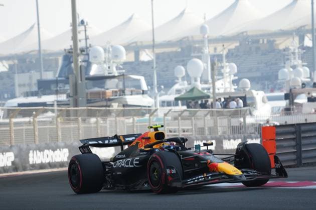 Formula 1 Etihad Airways Abu Dhabi Grand Prix 2024 06 12 2024, Yas Marina Circuit, Abu Dhabi, Formula 1 Etihad Airways Abu Dhabi Grand Prix 2024 , pictured Sergio Perez MEX , Oracle Red Bull Racing nordphotoxGmbHx xBratic nph00250