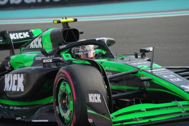 Formula 1 Etihad Airways Abu Dhabi Grand Prix 2024 06 12 2024, Yas Marina Circuit, Abu Dhabi, Formula 1 Etihad Airways Abu Dhabi Grand Prix 2024 , pictured Zhou Guanyu CHN , Stake F1 Team Kick Sauber nordphotoxGmbHx xBratic nph00250
