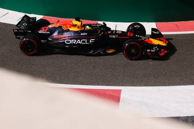 F1 Abu Dhabi Grand Prix Isack Hadjar of Red Bull Racing drives on the track during Practice 1 ahead of Formula 1 Abu Dhabi Grand Prix at Yas Marina Circuit on December 6th, 2024 in Abu Dhabi, United Arab Emirates. Abu Dhabi United Arab Emirates  Copyright: xBeataxZawrzelx originalFilename:zawrzel-f1abudha241206_npN2d.jpg