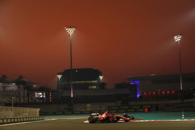 Formula 1 Etihad Airways Abu Dhabi Grand Prix 2024 06 12 2024, Yas Marina Circuit, Abu Dhabi, Formula 1 Etihad Airways Abu Dhabi Grand Prix 2024 , in the picture Carlos Sainz Jr ESP , Scuderia Ferrari HP nordphotoxGmbHx xBratic nph00250