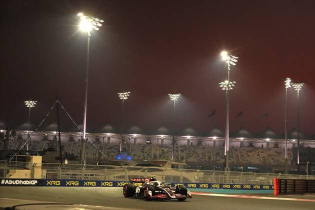 Formula 1 Etihad Airways Abu Dhabi Grand Prix 2024 06 12 2024, Yas Marina Circuit, Abu Dhabi, Formula 1 Etihad Airways Abu Dhabi Grand Prix 2024 , pictured Nico Hülkenberg DEU , MoneyGram Haas F1 Team nordphotoxGmbHx xBratic nph00250
