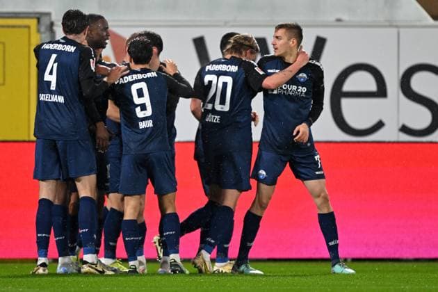 Paderborn, Home Deluxe Arena, 06 12 24, GER, Herren, 2 Bundesliga, Saison 2024 2025, SC Paderborn 07 FC Schalke 04 Bild Koen KOSTONS Paderborn jubilates after his goal for 1 0 Only for editorial use DFL regulations prohibit any use of photographs as image sequences and or quasi video NRW Germany