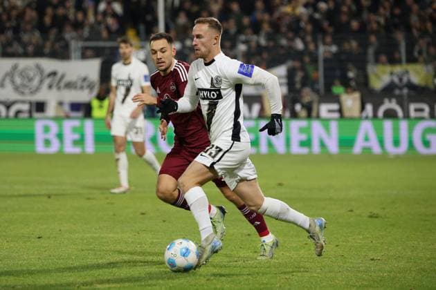 06 12 2024, Football, Men, 2 Bundesliga, Season 2024 2025, SV 07 Elversberg 1 FC Nuernberg, Maurice Neubauer SV 07 Elversberg , Julian Justvan 1 FC Nuernberg Elversberg Ursapharm Arena an der Kaiserlinde Saarland Germany EN Copyright: xSebastianxBachx