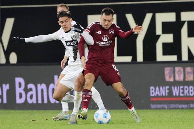 06 12 2024, Football, Men, 2 Bundesliga, Season 2024 2025, SV 07 Elversberg 1 FC Nuernberg, Frederik Schmahl SV 07 Elversberg , Julian Justvan 1 FC Nuernberg Elversberg Ursapharm Arena an der Kaiserlinde Saarland Germany EN Copyright: xSebastianxBachx