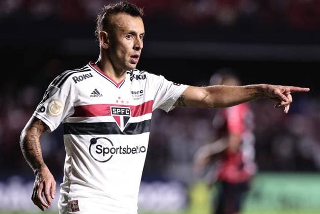 Football, Rafinha moves to his youth club Coritiba FC, archive pictures