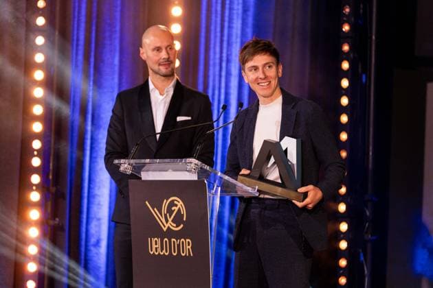 Golden Bike Ceremony - Paris Slovenian rider Tadej Pogacar (R) receives the Eddy Merckx men s trophy from Belgian rider Tom Boonen (L) during the 2nd Velo d Or Awards Ceremony at the Pavillon Gabriel in Paris, France on December 06, 2024. Photo by Alexis Jumeau ABACAPRESS.COM PARIS France  Copyright: xJumeauxAlexis ABACAx