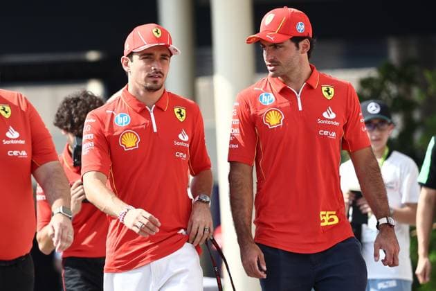 F1 Abu Dhabi Grand Prix 2024 Practice 3 Charles Leclerc and Carlos Sainz of Ferrari before third practice ahead of the Formula 1 Abu Dhabi Grand Prix at Yas Marina Circuit in Abu Dhabi, United Arab Emirates on December 7, 2024. Abu Dhabi United Arab Emirates  Copyright: xJakubxPorzyckix originalFilename:porzycki-f1abudha241207_npNUk.jpg