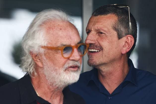 F1 Abu Dhabi Grand Prix 2024 Practice 3 Flavio Briatore and Guenther Steiner before third practice ahead of the Formula 1 Abu Dhabi Grand Prix at Yas Marina Circuit in Abu Dhabi, United Arab Emirates on December 7, 2024. Abu Dhabi United Arab Emirates  Copyright: xJakubxPorzyckix originalFilename:porzycki-f1abudha241207_npzD8.jpg
