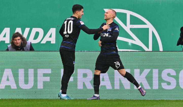 07 12 2024 Soccer Season 2024 2025 2 Soccer Bundesliga 15 Matchday SpVgg Greuther Fürth Kleeblatt Hertha BSC Berlin Sportfoto Zink xwoxzix DFL regulations prohibit any use of photographs as image sequences and or quasi video only for editorial use Torjubel Jubel nach Treffer Tor Torschuß zum 0 1 durch Ibrahim Maza 10, Hertha BSC Berlin Ibrahim Maza 10, Hertha BSC Berlin Jon Dagur Thorsteinsson 24, Hertha BSC Berlin