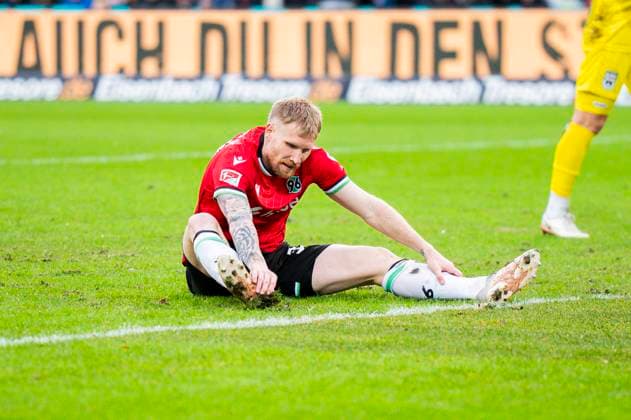 07 12 2024 Soccer, 2024 2025, 2 Bundesliga, Matchday 15, Hannover 96 SSV Ulm 1846 Andreas Voglsammer Hannover am Boden DFL REGULATIONS PROHIBIT ANY USE OF PHOTOGRAPHS AS IMAGE SEQUENCES AND OR QUASI VIDEO Hannover Lower Saxony Germany Heinz von Heiden Arena