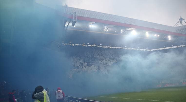 07 12 2024, xmohx, Soccer 2 Bundesliga, 1 FC Kaiserslautern Karlsruher SC emspor, v l Choreography and Pyrotechnics Karslruhe Fans DFL DFB REGULATIONS PROHIBIT ANY USE OF PHOTOGRAPHS as IMAGE SEQUENCES and or QUASI VIDEO Kaiserslautern