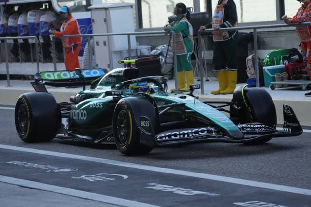 07 12 2024, Yas Marina Circuit, Abu Dhabi, Formula 1 Etihad Airways Abu Dhabi Grand Prix 2024 , in the picture Fernando Alonso ESP , Aston Martin Aramco Cognizant Formula One Team Photo by Hasan Bratic DeFodi Images Defodi 506 20241207 hbr 1173 Defodi-506