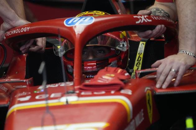 07 12 2024, Yas Marina Circuit, Abu Dhabi, Formula 1 Etihad Airways Abu Dhabi Grand Prix 2024 , in the picture Carlos Sainz Jr ESP , Scuderia Ferrari HP Photo by Hasan Bratic DeFodi Images Defodi 506 20241207 hbr 1223 Defodi-506