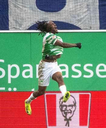 Soccer, Men, Season 2024 2025, 2 Bundesliga 15 Matchday , SpVgg Greuther Fürth Hertha BSC, Noel Futkeu Greuther Fürth , Cheering after goal to 1 1, 07 12 2024, Copyright: xMatthiasxKochx