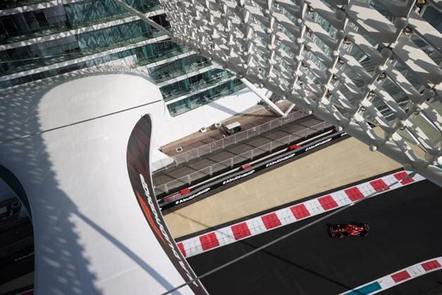 December 7, 2024, Abu Dhabi, United Arab Emirates: Carlos Sainz of Ferrari drives on the track during Practice 3 ahead of Formula 1 Abu Dhabi Grand Prix at Yas Marina Circuit on December 7th, 2024 in Abu Dhabi, United Arab Emirates. Abu Dhabi United Arab Emirates - ZUMAz156 0783662533st Copyright: xBeataxZawrzelx