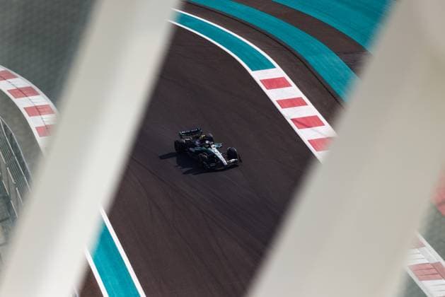 December 7, 2024, Abu Dhabi, United Arab Emirates: Lewis Hamilton of Mercedes drives on the track during Practice 3 ahead of Formula 1 Abu Dhabi Grand Prix at Yas Marina Circuit on December 7th, 2024 in Abu Dhabi, United Arab Emirates. Abu Dhabi United Arab Emirates - ZUMAz156 0783662863st Copyright: xBeataxZawrzelx