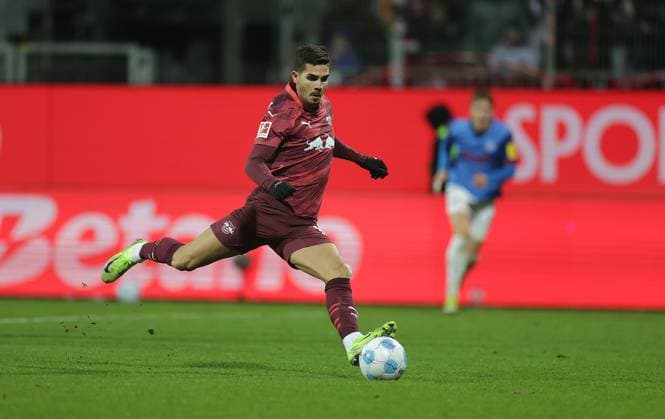 0 2 Andre Silva RB Leipzig by penalty kick Football, Men, Season 2024 2025, 1 Liga,Holstein Stadion Kiel, Holstein Kiel vs RB Leipzig DFL REGULATIONS PROHIBIT ANY USE OF PHOTOGRAPHS AS IMAGE SEQUENCES AND OR QUASI VIDEO