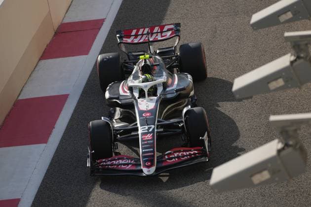 07 12 2024, Yas Marina Circuit, Abu Dhabi, Formula 1 Etihad Airways Abu Dhabi Grand Prix 2024 , in the picture Nico Hülkenberg DEU , MoneyGram Haas F1 Team Photo by Hasan Bratic DeFodi Images Defodi 506 20241207 hbr 1617 Defodi-506