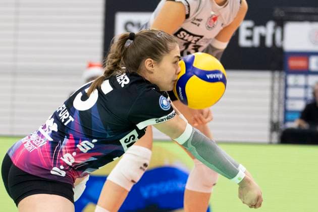 1 Volleyball Bundesliga Women Schwarz Weiss Erfurt vs Ladies in Black Aachen Erfurt 07 12 2024 Mia Mercedes Kettner 15 Schwarz Weiss Erfurt 1 Volleyball Bundesliga Women Schwarz Weiss Erfurt vs Ladies in Black Aachent Riethsporthalle Erfurt 07 12 2024 Copyright: xBEAUTIFULxSPORTS Duehringx