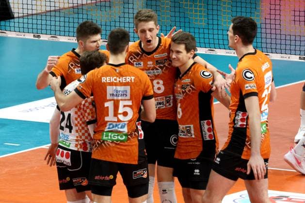 DEU, DVV, 1 VBL, BR Volleys vs Lueneburg, 07 12 2024, Max Schmeling Halle, Berlin, DEU, DVV, 1 VBL, BR Volleys vs Lueneburg, in the picture BR Volleys player circle Photo Juergen Engler nordphoto GmbH nordphotoxGmbHx xEngler nph00076