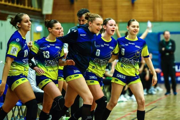 Handball I Women I Season 2024 2025 I 3 Liga Nord I Matchday 11 I SV Henstedt Ulzburg Buxtehuder SV II I 07 12 2024 Buxtehuder SV II celebrates away win Copyright: xLobeca RalfxHomburgx