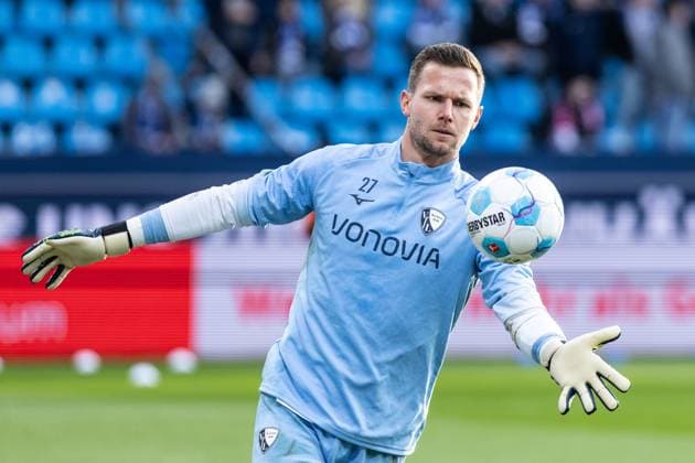 1 Soccer Bundesliga VfL Bochum SV Werder Bremen Vonovia Ruhrstadion, Bochum 07 12 2024 Patrick Drewes VfL Bochum, 27 warming up 1 Soccer Bundesliga VfL Bochum SV Werder Bremen Vonovia Ruhrstadion, Bochum 07 12 2024 DFL DFB regulations prohibit any use of photographs as image sequences and or quasi video Copyright: xBEAUTIFULxSPORTS Buriakovx