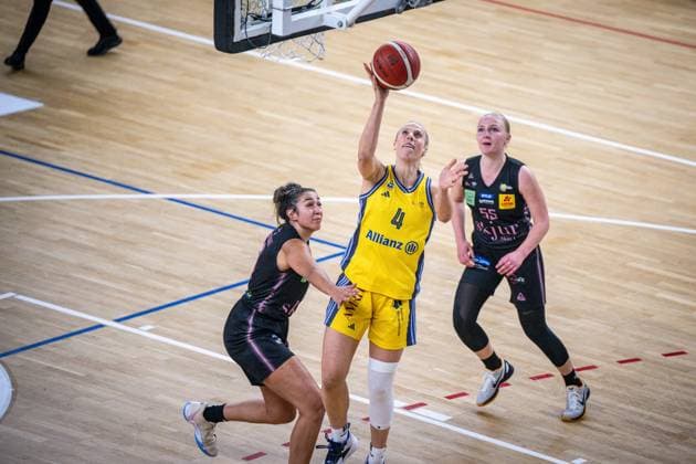 Basketball Berlin 07 12 2024 Season 2024 2025 Toyota DBBL 1 Bundesliga Women, Women Alba Berlin Saarlouis Royals Marie Bertholdt Alba, No 04