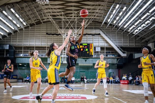 Basketball Berlin 07 12 2024 Season 2024 2025 Toyota DBBL 1 Bundesliga Women, Women Alba Berlin Saarlouis Royals Martha Burse Saarlouis, No 25