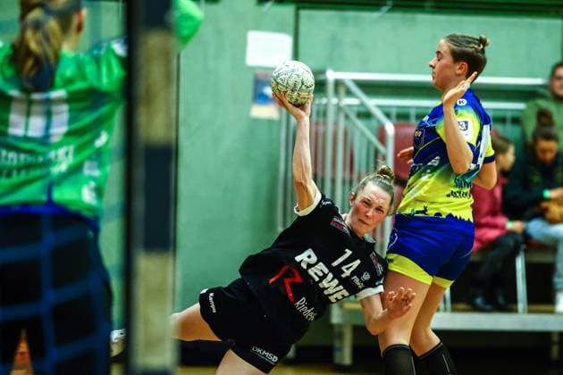 Handball I Women I Season 2024 2025 I 3 Liga Nord I 11 Matchday I SV Henstedt Ulzburg Buxtehuder SV II I 07 12 2024 Karina Mader 14, SV Henstedt Ulzburg Copyright: xLobeca RalfxHomburgx