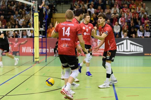 Celebrating a point won, from left Timon Schippmann TV Rottenburg, 14 , Yannick Menke TV Rottenburg, 12 , Niklas Lichtenauer TV Rottenburg, 08 , David Dornauf TV Rottenburg, 05 TV Rottenburg vs TuS Kriftel, Volleyball, 2 Bundesliga Sued, 10 Matchday, Season 2024 2025, 07 12 2024, TV Rottenburg vs TuS Kriftel, Volleyball, 2 Bundesliga Sued, 10 Matchday, Season 2024 2025, 07 12 2024 Rottenburg Copyright: xEibner-Pressefoto RalphxKunzex EP_RKE
