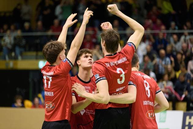 Rottenburg cheers, from left Aurel Sprenger TV Rottenburg, 17 , David Dornauf TV Rottenburg, 05 , Jan Huber TV Rottenburg, 03 , Niklas Lichtenauer TV Rottenburg, 08 TV Rottenburg vs TuS Kriftel, Volleyball, 2 Bundesliga Sued, 10 Matchday, Season 2024 2025, 07 12 2024, TV Rottenburg vs TuS Kriftel, Volleyball, 2 Bundesliga Sued, 10 Matchday, Season 2024 2025, 07 12 2024 Rottenburg Copyright: xEibner-Pressefoto RalphxKunzex EP_RKE
