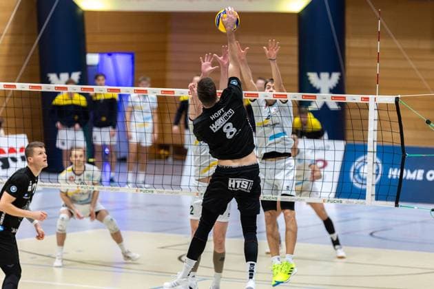 Jannis Hopt CERATONIA Volleys Eltmann, 08 , Mariusz Wacek SV Schwaig, 02 , Yannick Bibelriether SV Schwaig, 05 , SV Schwaig Volleyball CERATONIA Volleys Eltmann, Volleyball, 2 Bundesliga Sued, 8 Matchday, 07 12 2024 SV Schwaig Volleyball CERATONIA Volleys Eltmann, Volleyball, 2 Bundesliga Sued, 8 Matchday, 07 12 2024 Schwaig Copyright: xEibner-Pressefoto G.xSantemizx EP_GSZ