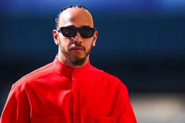 Lewis Hamilton of Great Britain and Mercedes AMG Petronas F1 Team gestures, Race, F1 Grand Prix of Abu Dhabi, Yas Marina Circuit on 08 December 2024 in Abu Dhabi, United Arab Emirates Photo by Diogo Cardoso DeFodi Images Lewis Hamilton of Great Britain and Mercedes AMG Petronas F1 Team gestures walking in the paddock arriving, Race, F1 Grand Prix of Abu Dhabi, Yas Marina Circuit on December 8, 2024 in Abu Dhabi, United Arab Emirates Photo by Diogo Cardoso DeFodi Images Defodi 645 f1abu20241208 008 Defodi-645