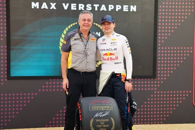 Max Verstappen Oracle Red Bull Racing, 01 , Mario Isola, Fastest Lap Award, Pirelli, ARE, Formula 1 World Championship, Abu Dhabi Grand Prix, Yas Marina Circuit, 08 12 2024 ARE, Formula 1 World Championship, Abu Dhabi Grand Prix, United Arab Emirates, Yas Marina Circuit, 08 12 2024 Abu Dhabi Copyright: xEibner-Pressefoto AnnikaxGrafx EP_AGF